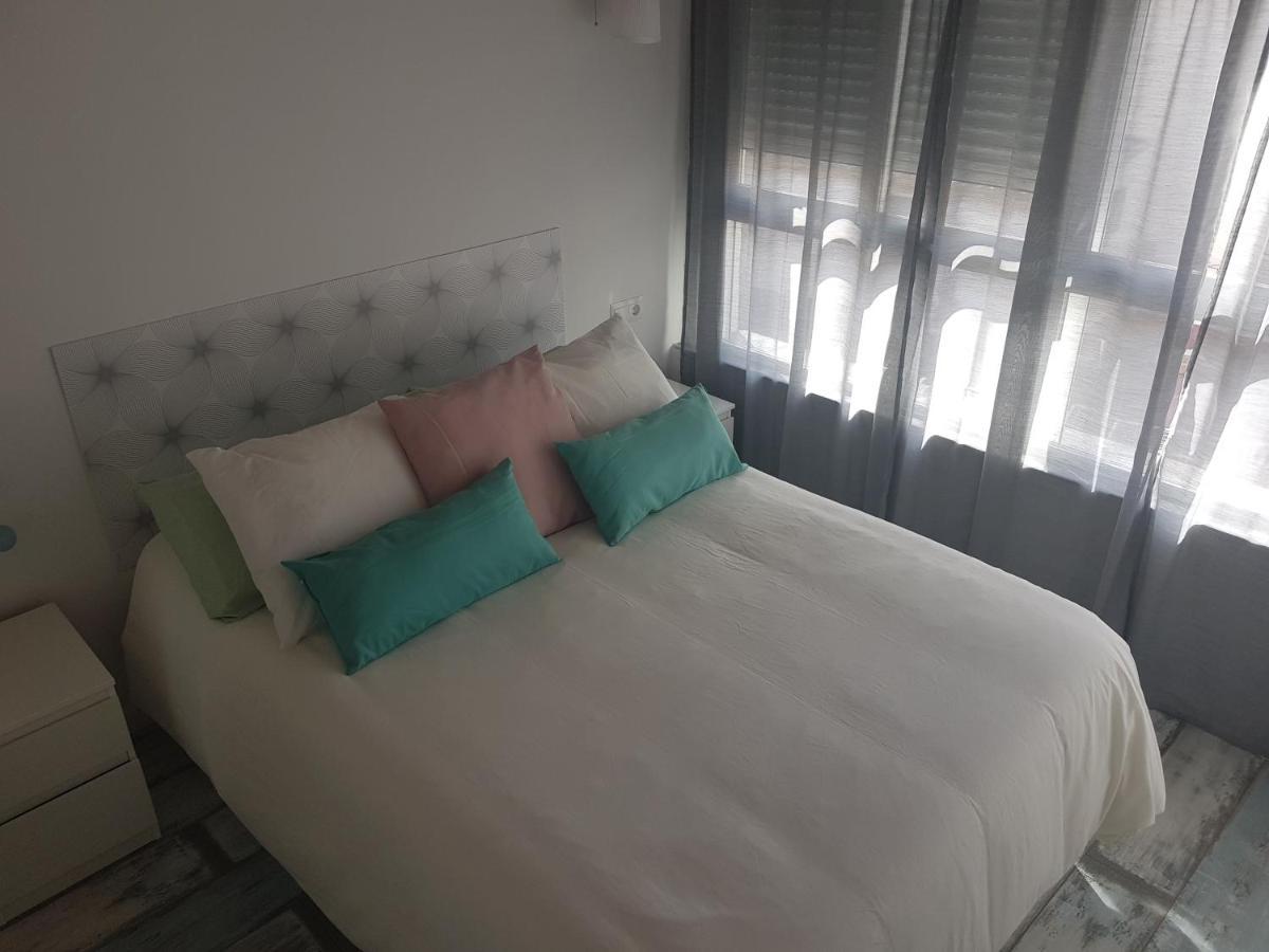 Apt 6 - Apartamento En La Playa De El Palo Málaga Exteriör bild